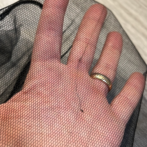 Sequin skirt with tulle overlay. Great for parties! - Picture 7 of 8